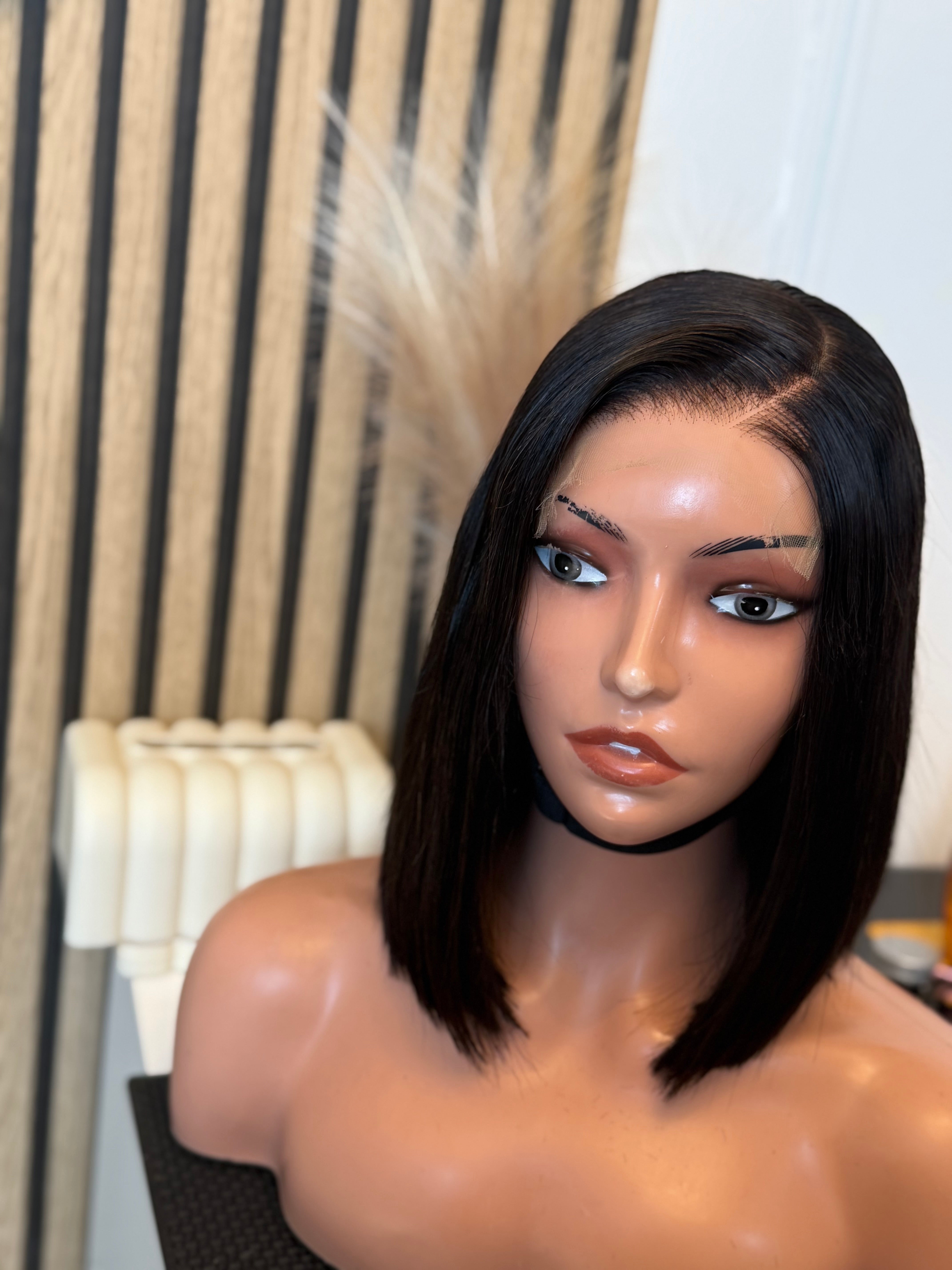 Perruque cheveux vierges 1 prêt à porter HD transparent lace glueless