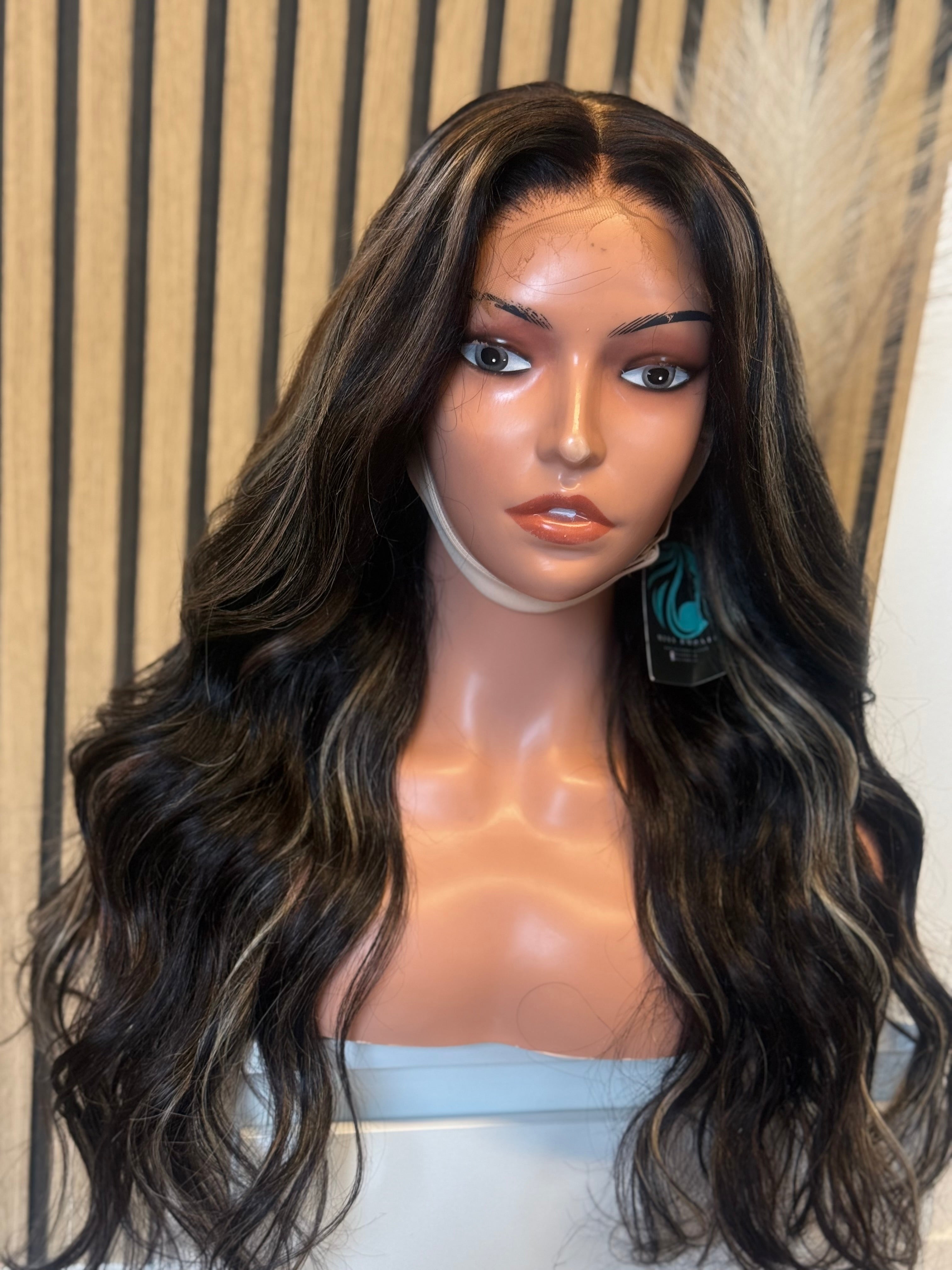 Perruque cheveux vierges-Bless prêt à porter HD glueless