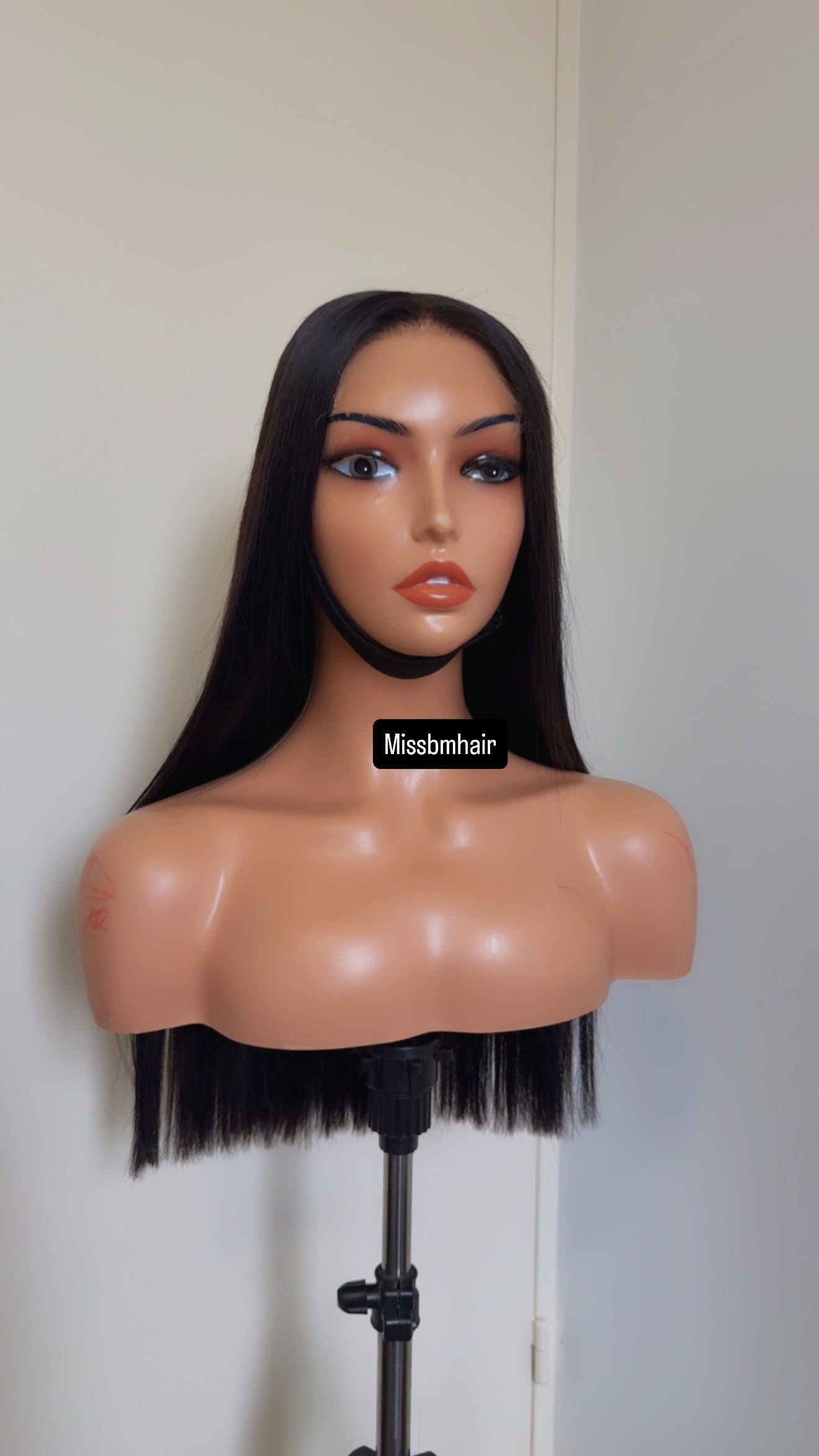 Perruque cheveux vierges-Bless Bonne straight HD glueless