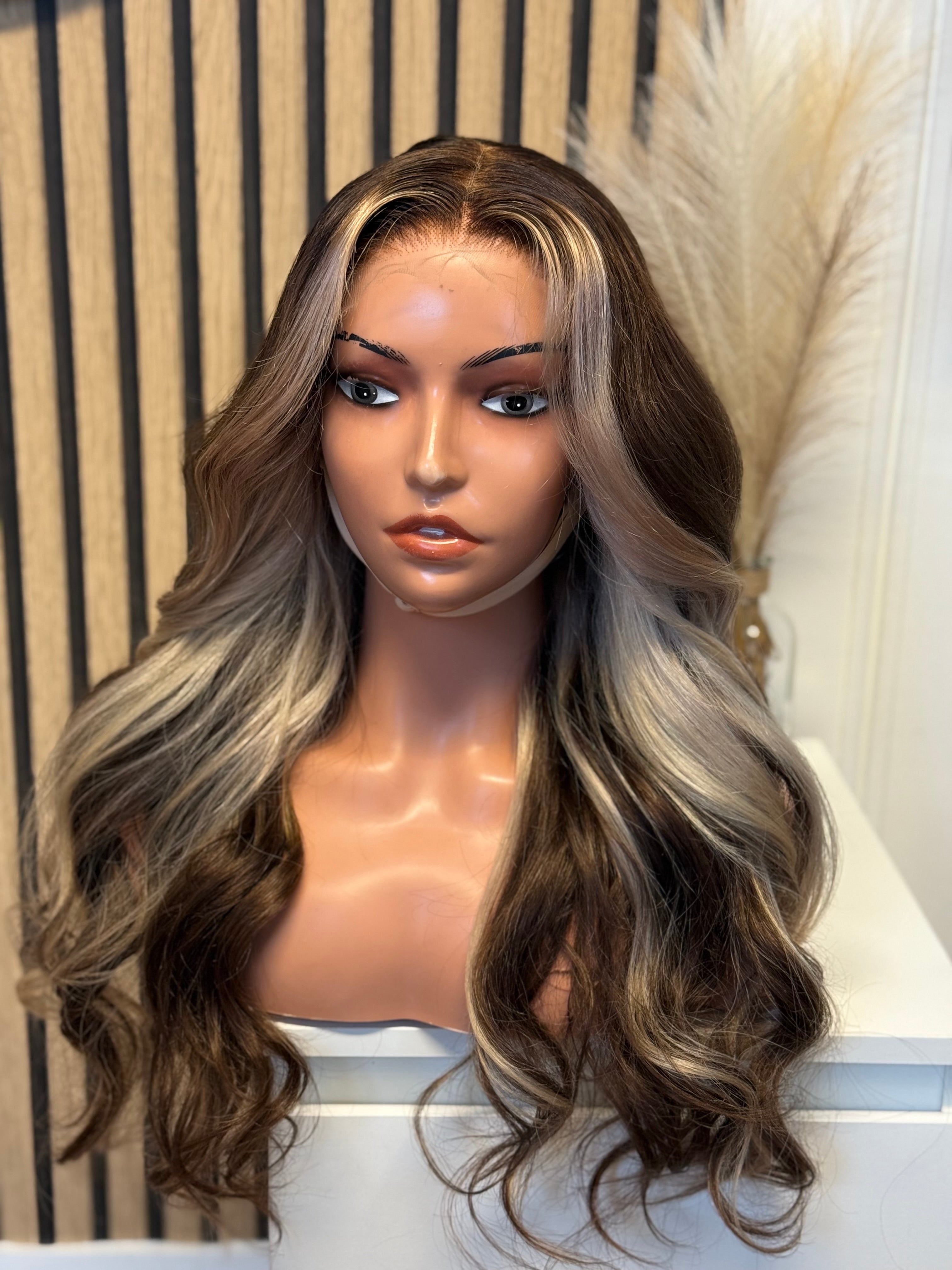 Perruque femme cheveux vierges-Adeline HD glueless