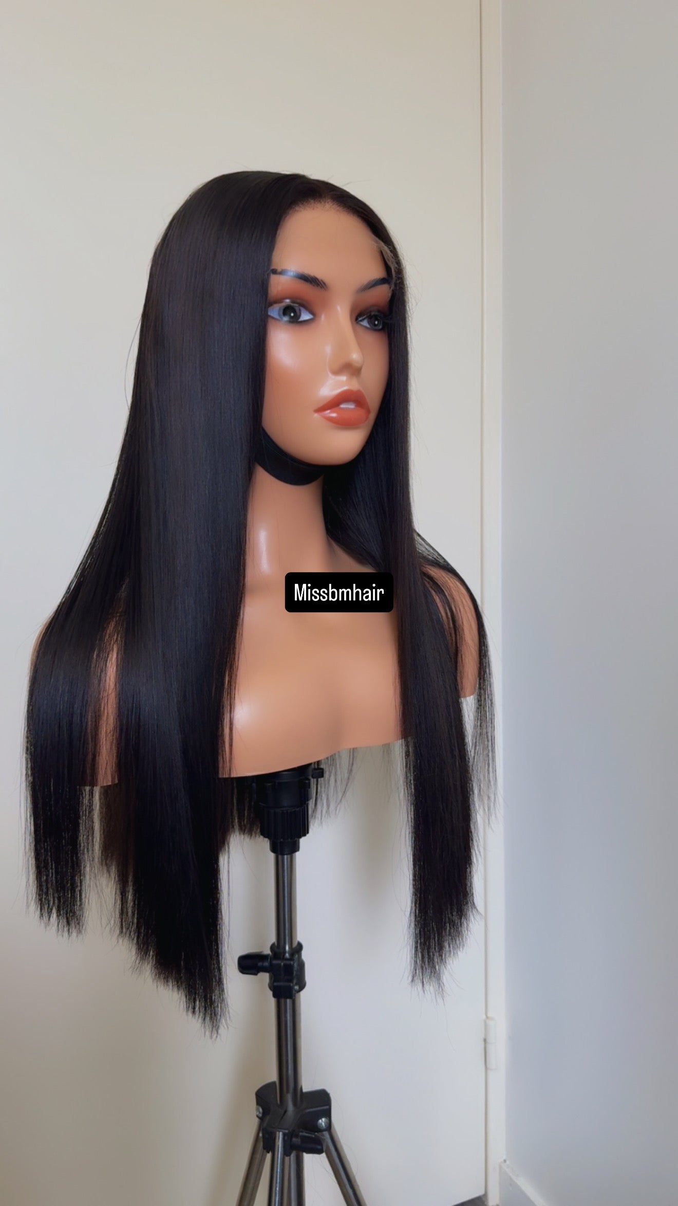 Perruque cheveux vierges-Bless Bonne straight HD glueless