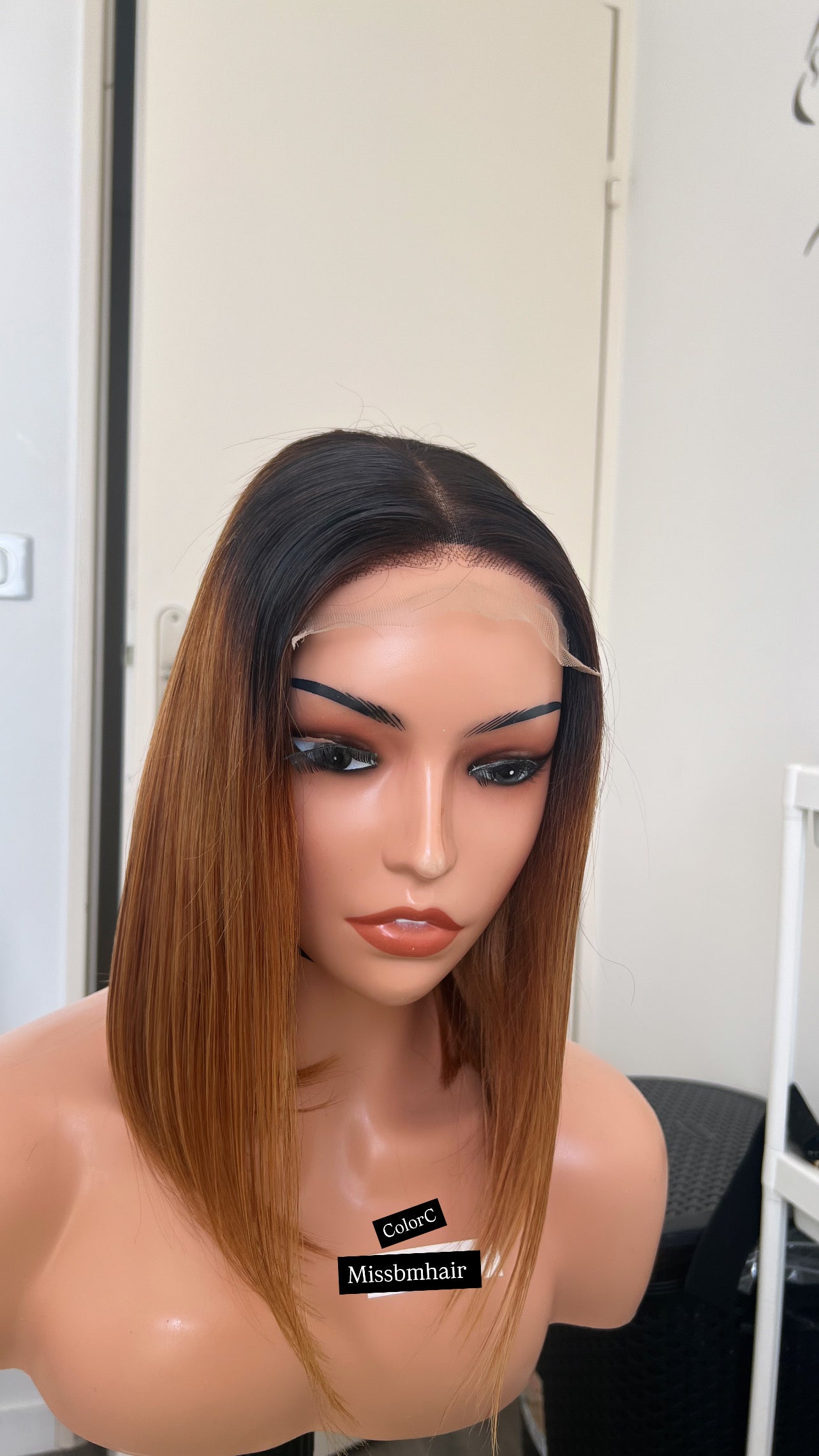 Perruque cheveux vierges-miel carré