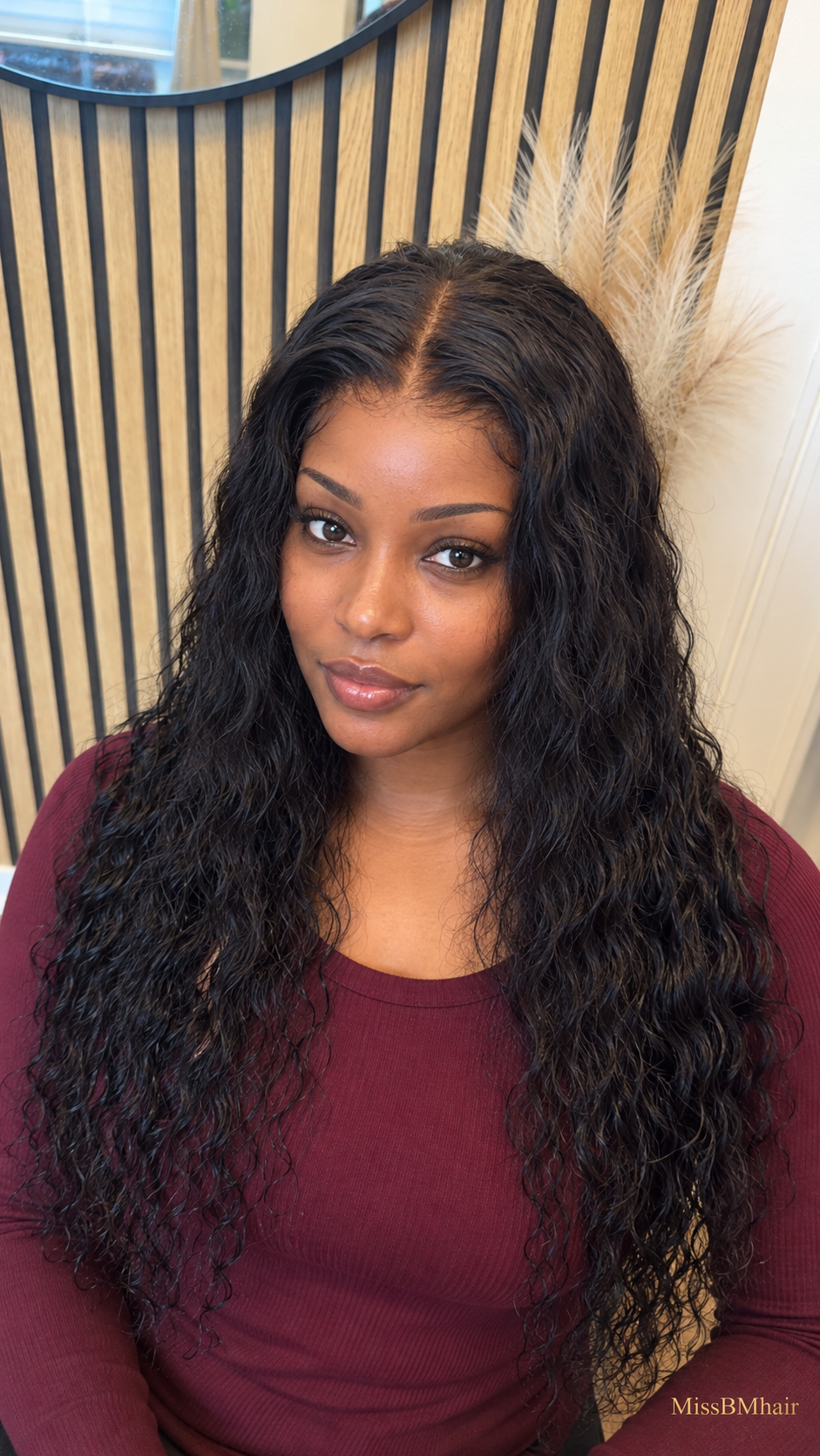 Perruque deep wave noir naturel bouclée, cheveux vierges 24 pouces HD lace 5x5 – MissBMhair