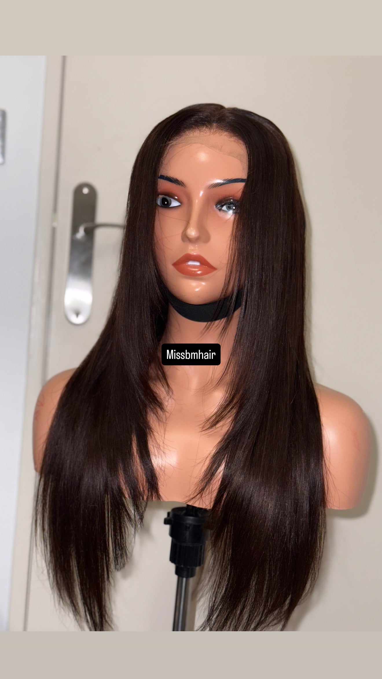 Perruque cheveux vierges -Liliane lisse marron HD lace