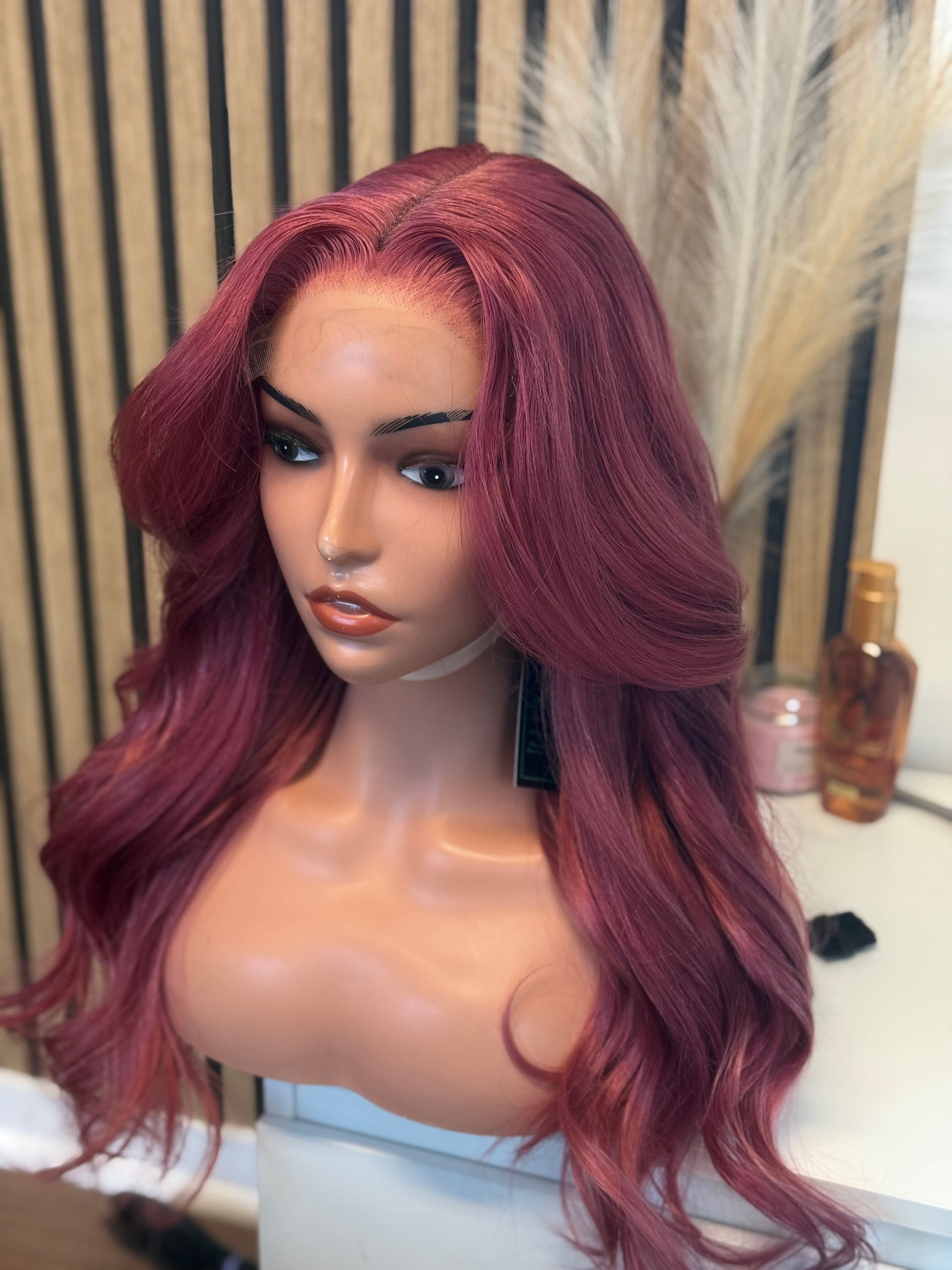 Perruque cheveux vierges - pinky Tanie glueless