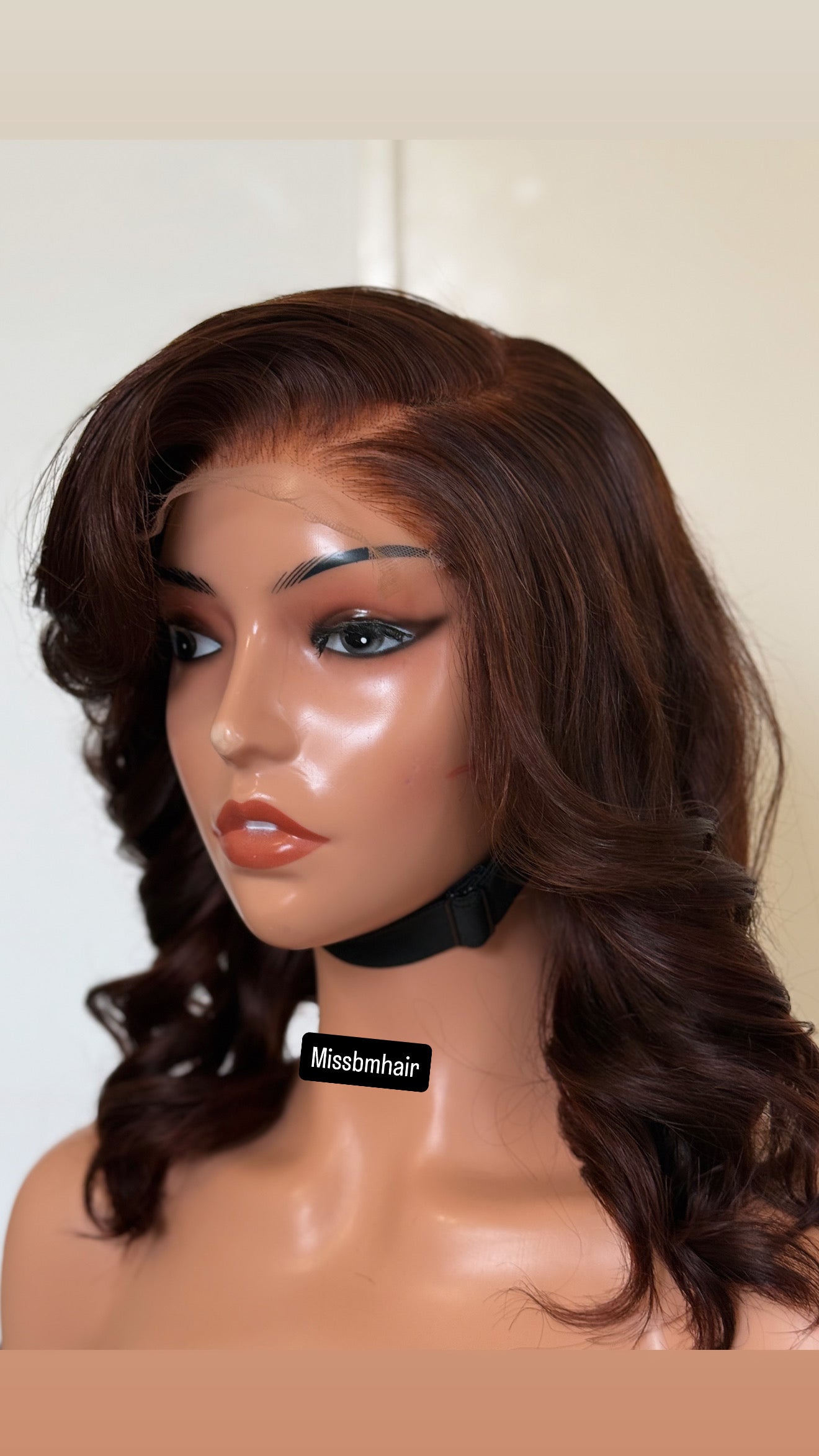 Perruque cheveux vierges - Niky marron bob HD