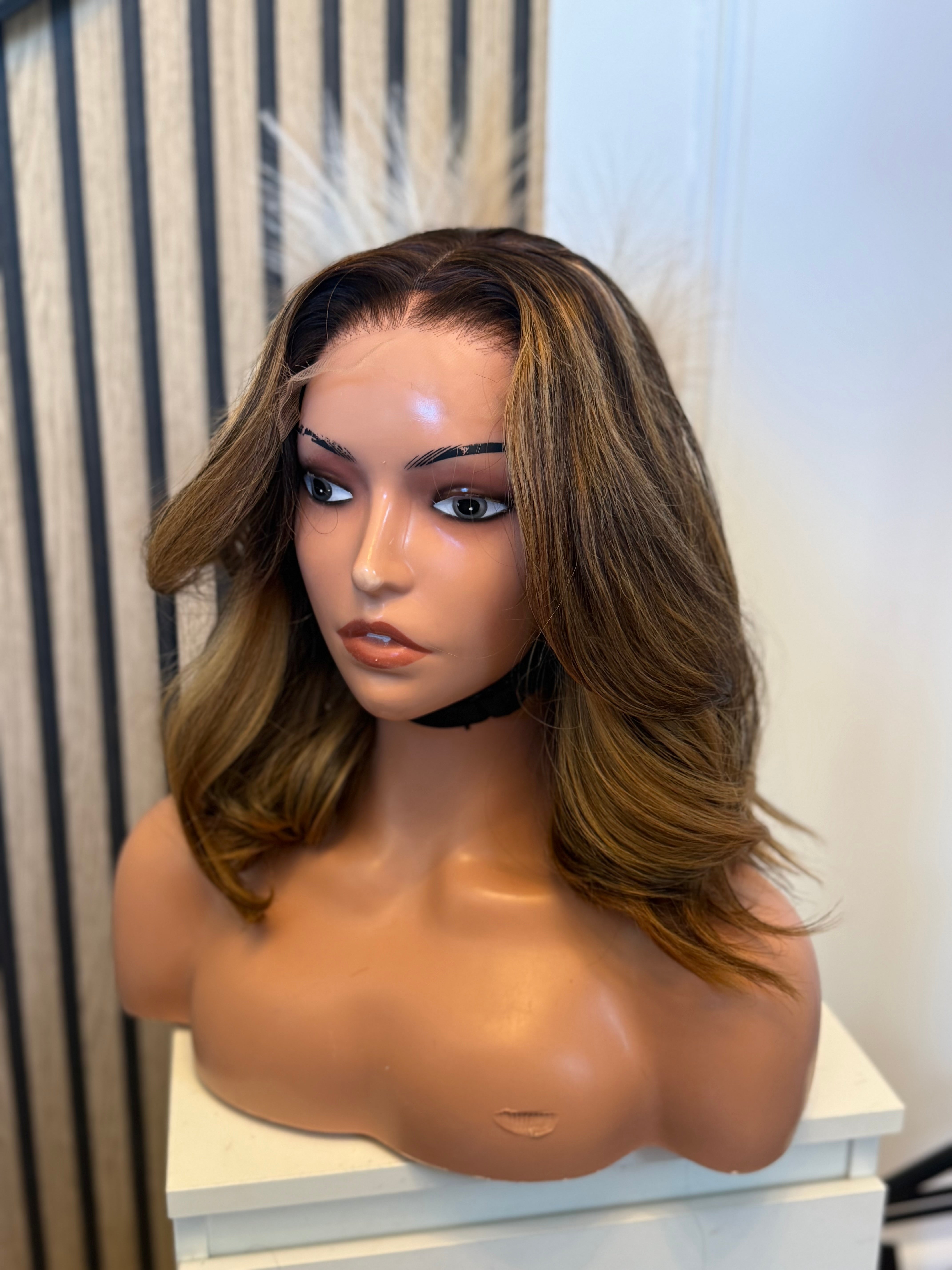 Perruque cheveux vierges - Claudia HD lace blond miel