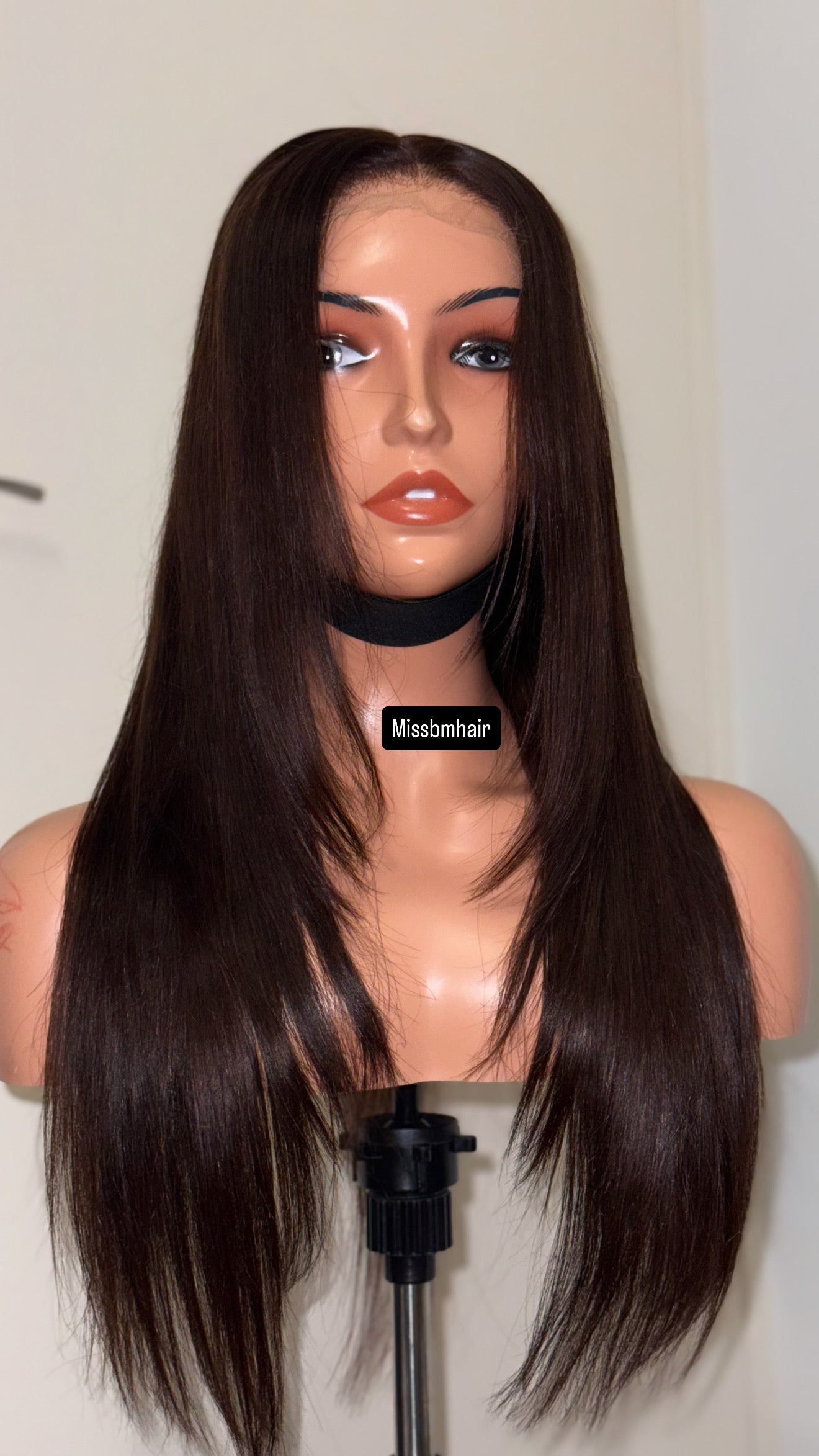 Perruque cheveux vierges -Liliane lisse marron HD lace