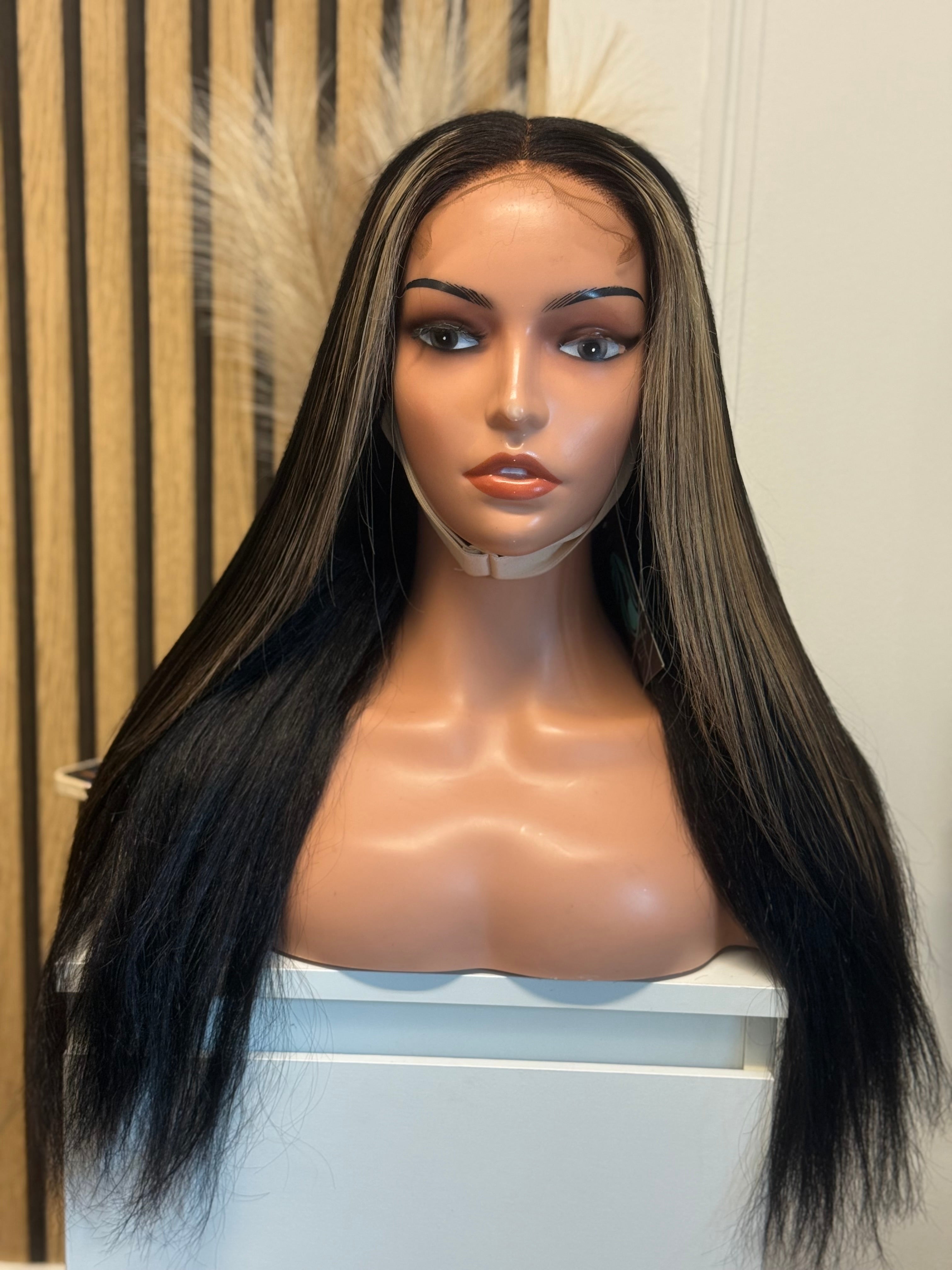 Perruque cheveux vierges : Alice HD lace glueless