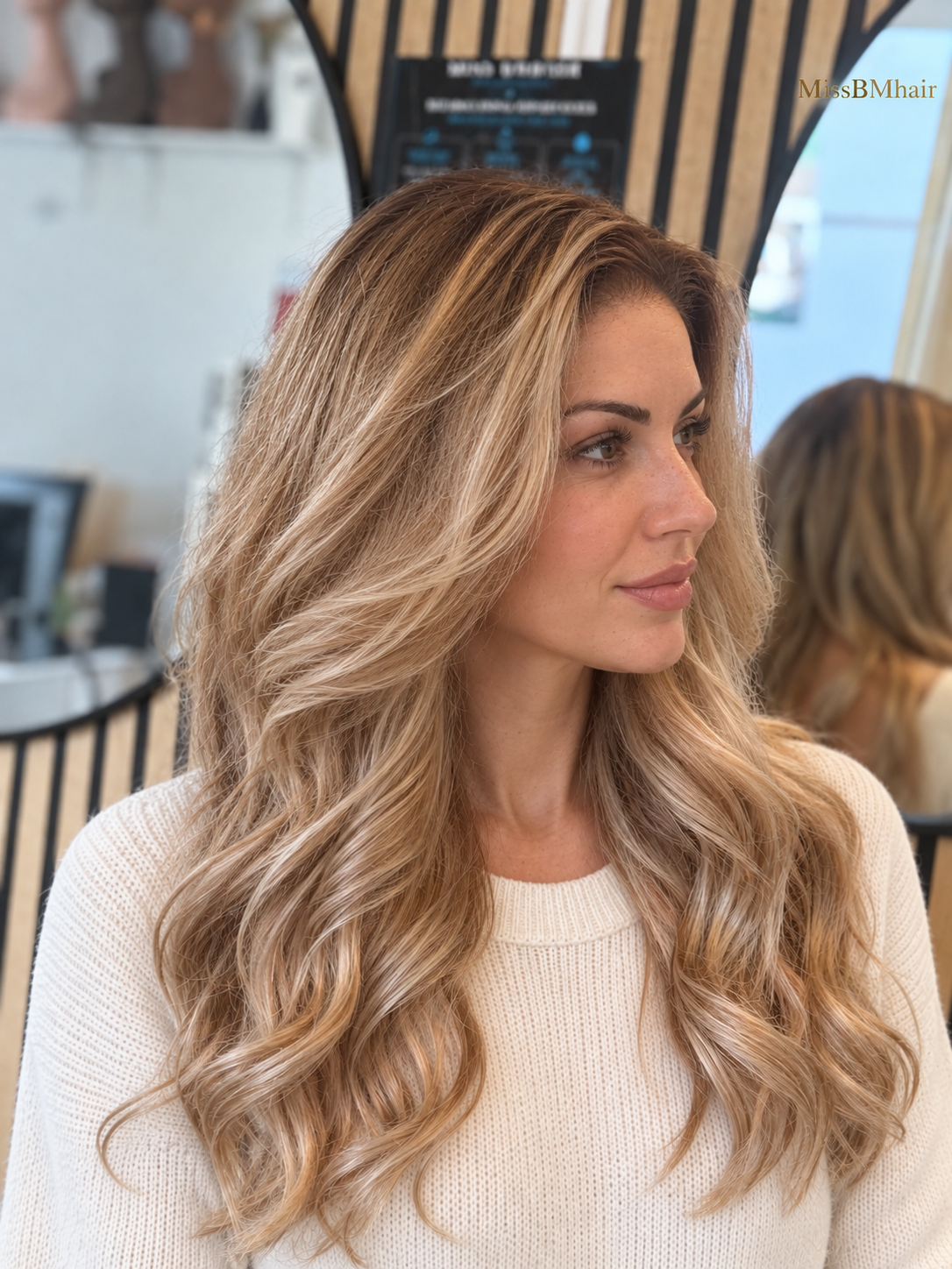 Perruque blonde body wave 22 pouces sur bonnet BM WigFlex – MissBMhair (version 22 pouces, photo 2)