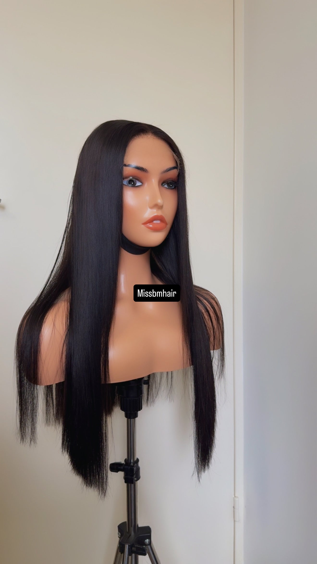 Perruque cheveux vierges-Bless Bonne straight HD glueless