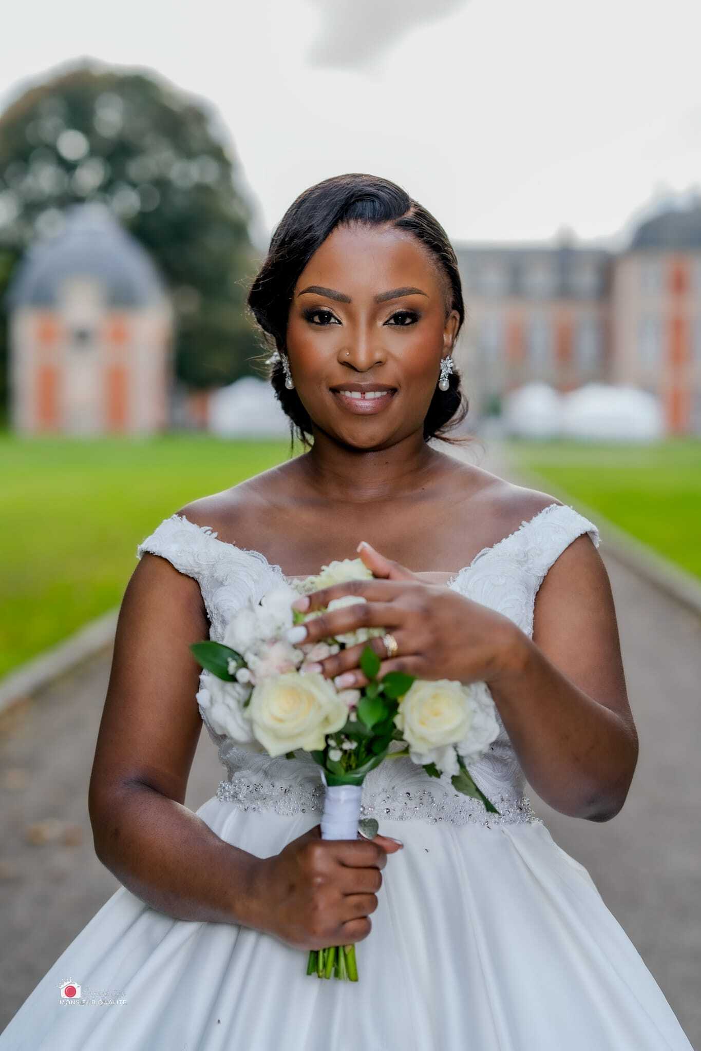 coiffure mariage avec perruque naturels 