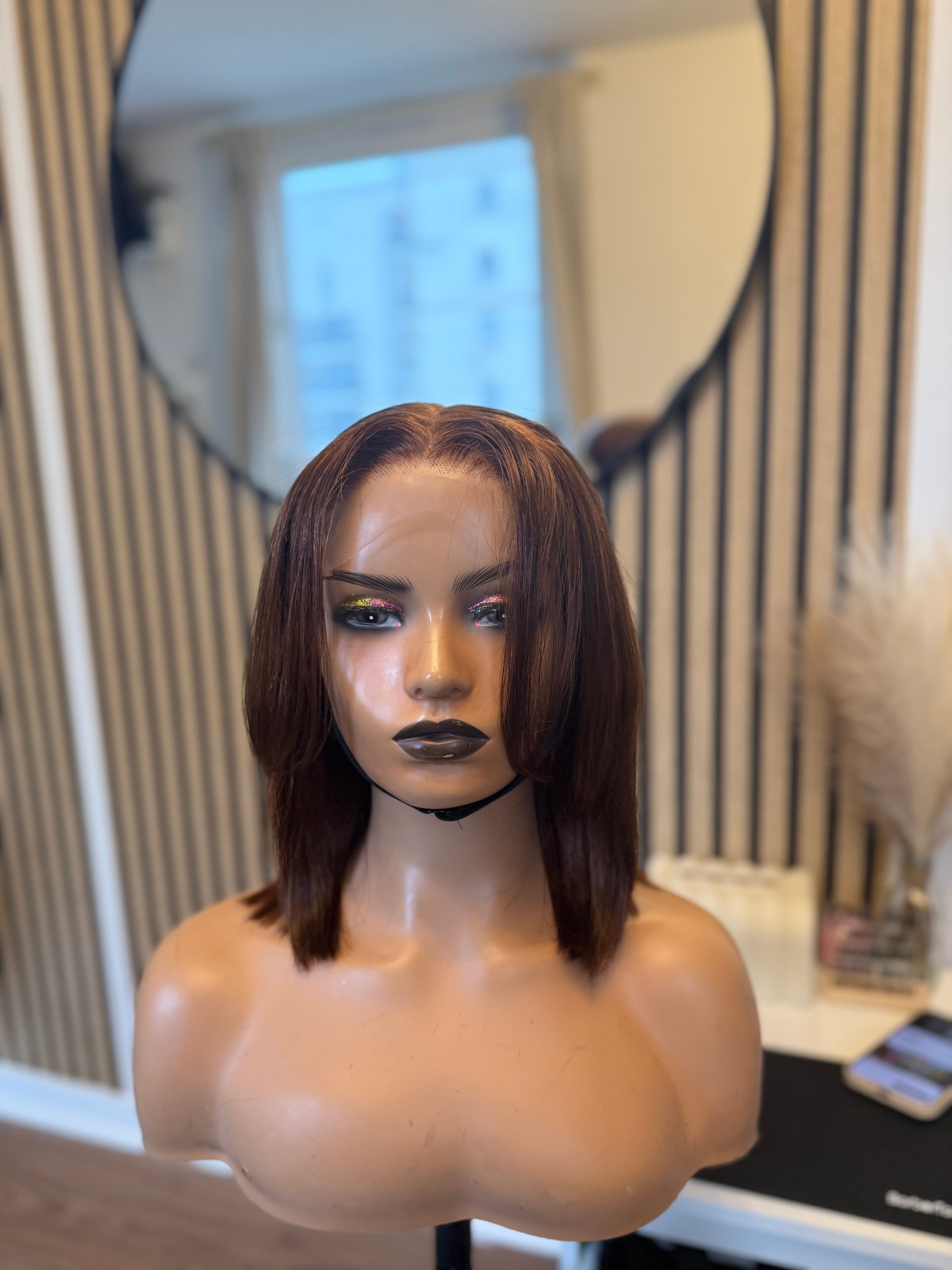 Perruque Carré Miel Glueless – Cheveux Vierges HD Lace | MissBMHair