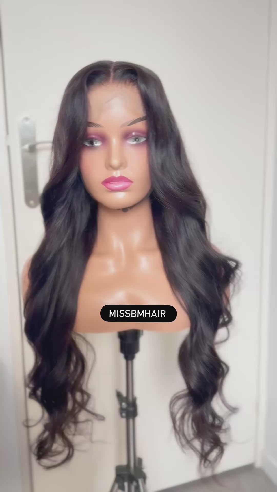 perruque HD lace missbmhair avec effet fondu sur la peau