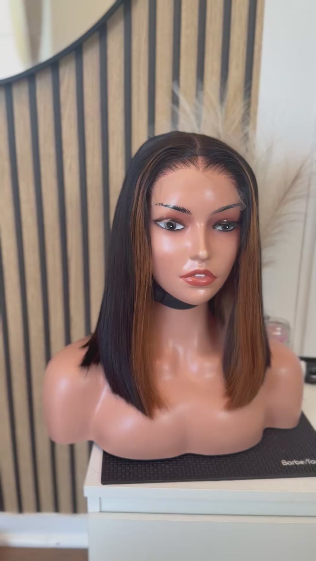 Perruque cheveux vierges- HD bob 1b/marron glueless