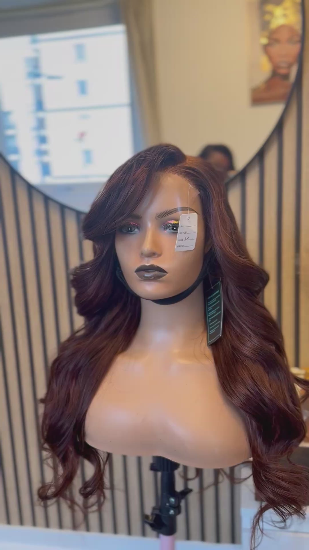 Perruque ondulée cheveux naturels MissBMHair rendu wavy fluide sans colle